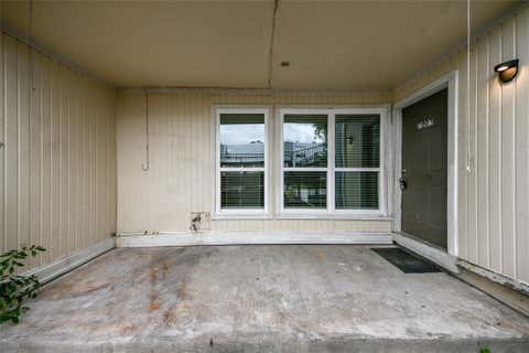 Photo of 781 Country Place Drive #2003, Houston, TX 77079 (MLS # 30329232)