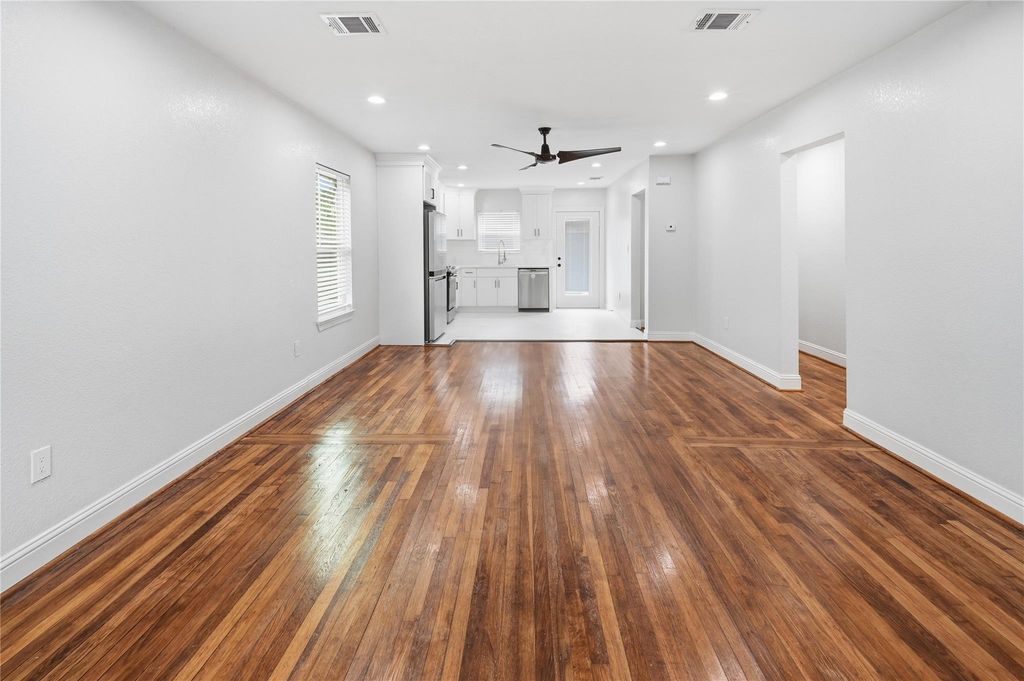 Photo of 318 2nd Street N, Texas City, TX 77590 (MLS # 13801939)