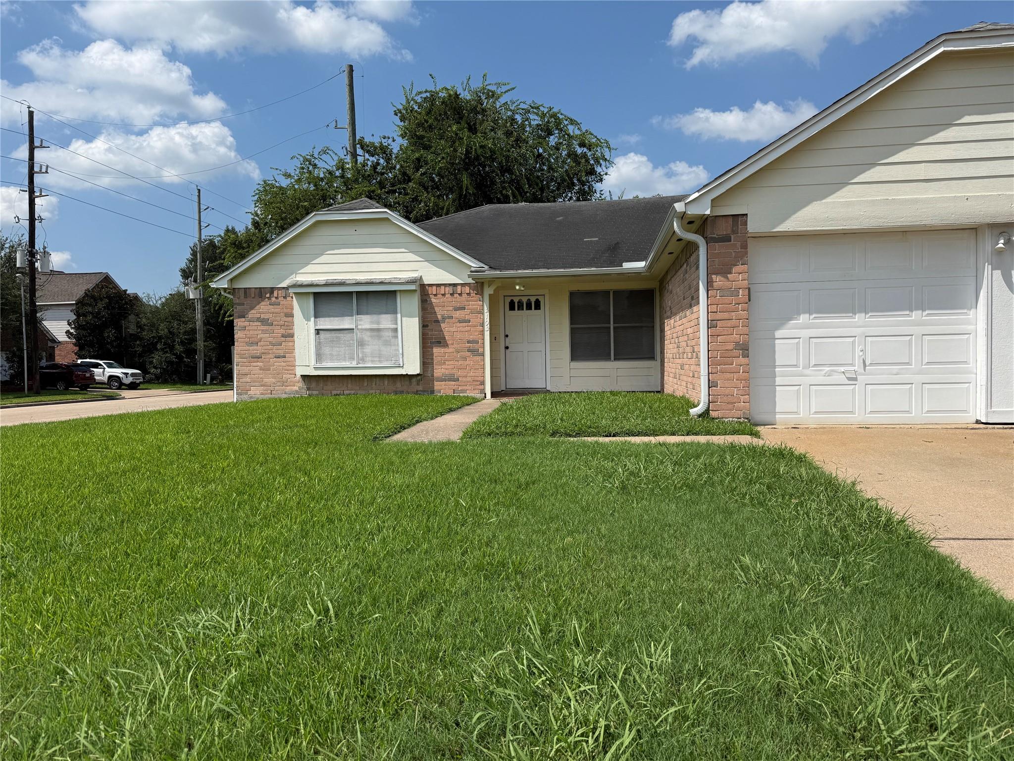 2103 Barrington Place Drive