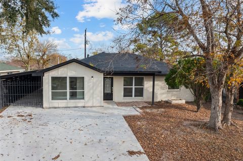 Photo of 12707 Southbridge Road, Houston, TX 77047 (MLS # 7659727)