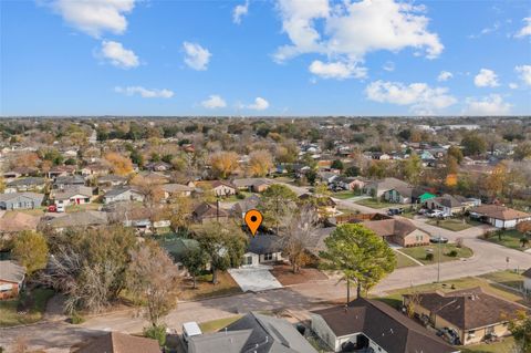 Tiny photo for 12707 Southbridge Road, Houston, TX 77047 (MLS # 7659727)