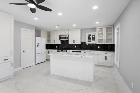 Tiny photo for 12707 Southbridge Road, Houston, TX 77047 (MLS # 7659727)