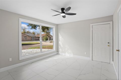 Tiny photo for 12707 Southbridge Road, Houston, TX 77047 (MLS # 7659727)