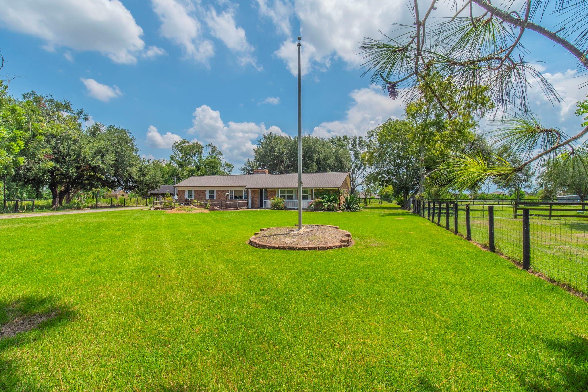 9235 Ruth Road