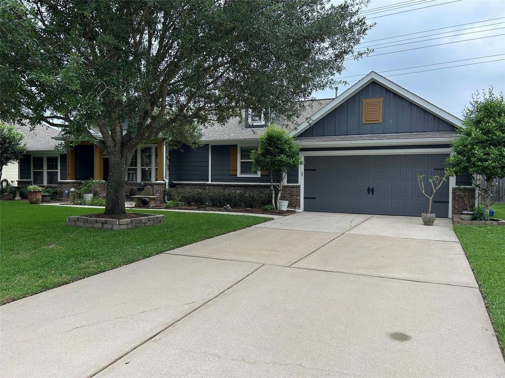 Photo of 11314 Crestbrook Park Lane, Tomball, TX 77375 (MLS # 64409480)