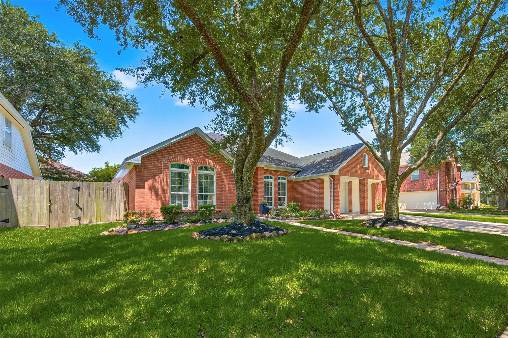 4027 Harwood Drive
