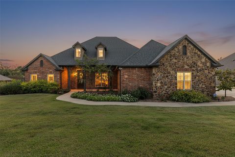 Photo of 155 Oakland Dr, Longview, TX 76505 (MLS # 79957060) Photo of 155 Oakland Dr, Longview, TX 76505 (MLS # 79957060)