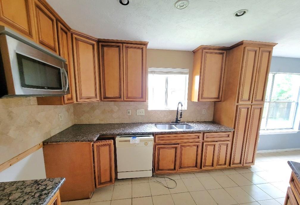 15502 Richford Drive