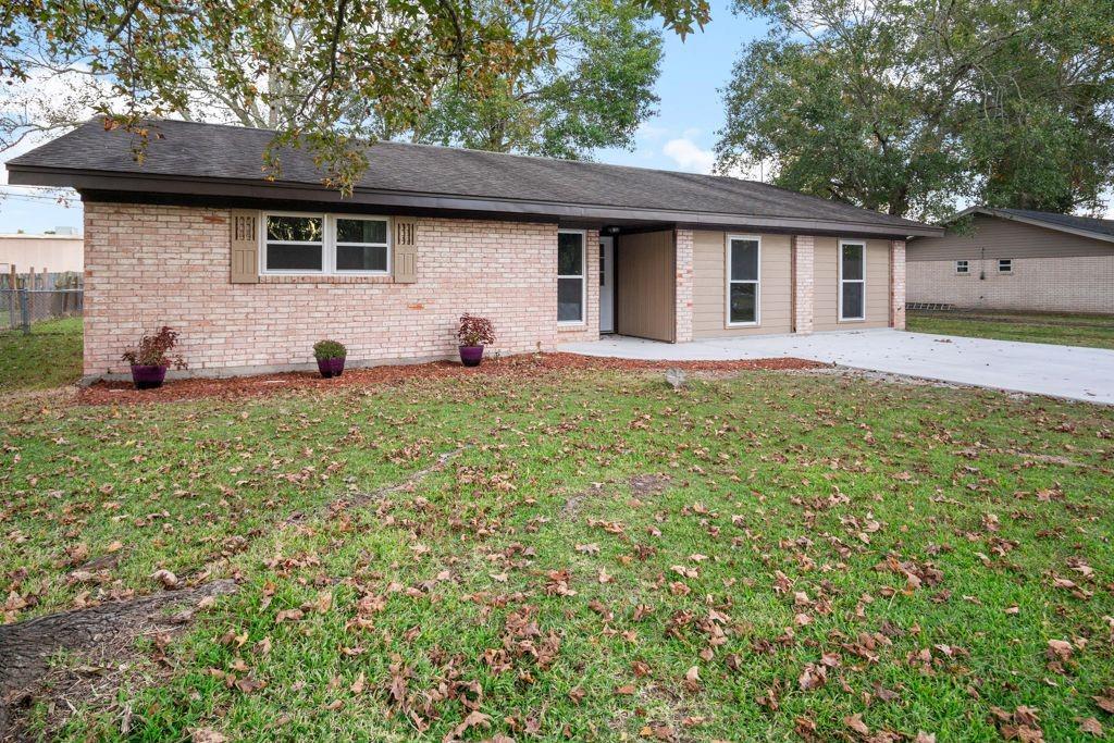 1347 E Palm Drive