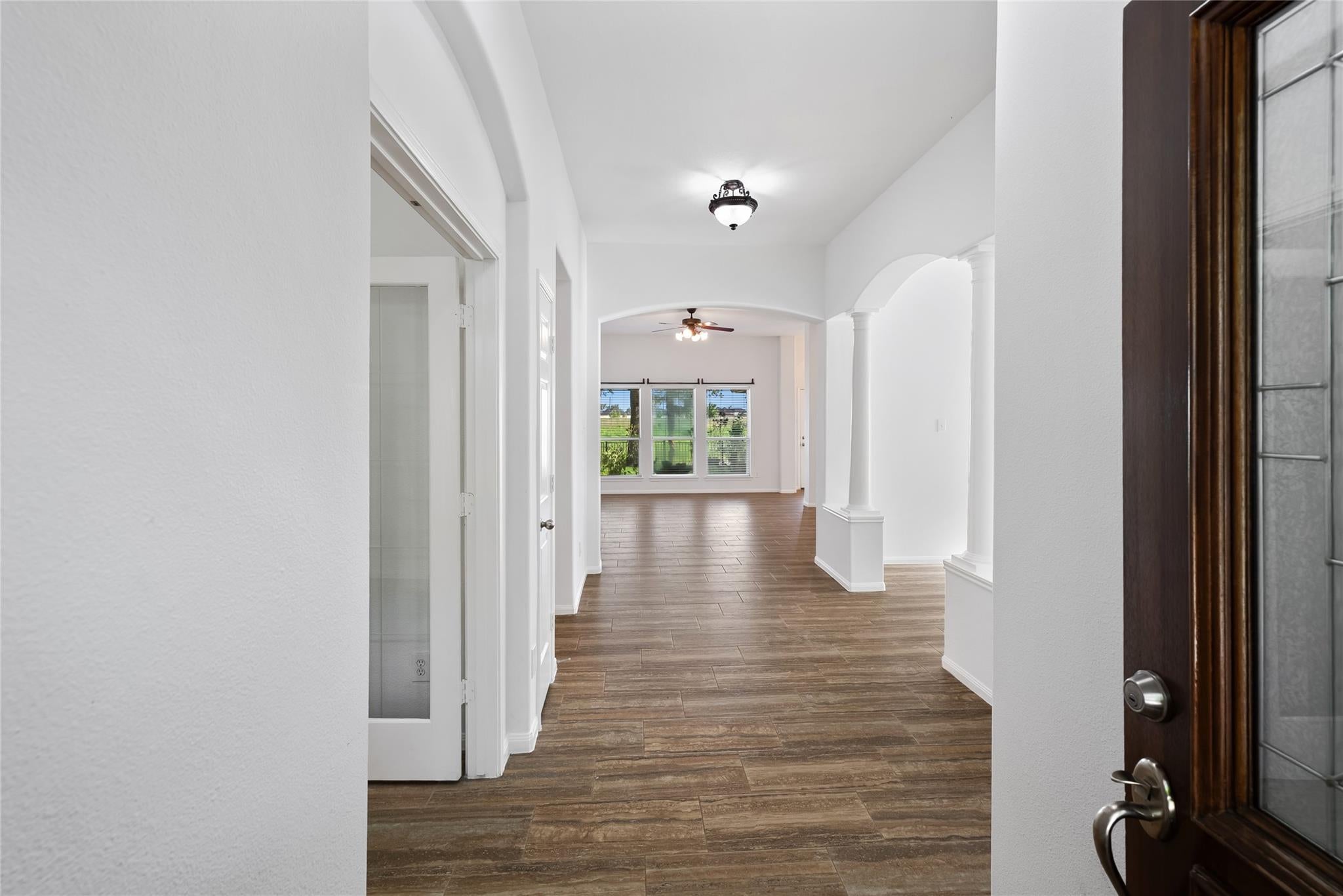 5719 Horseshoe Falls