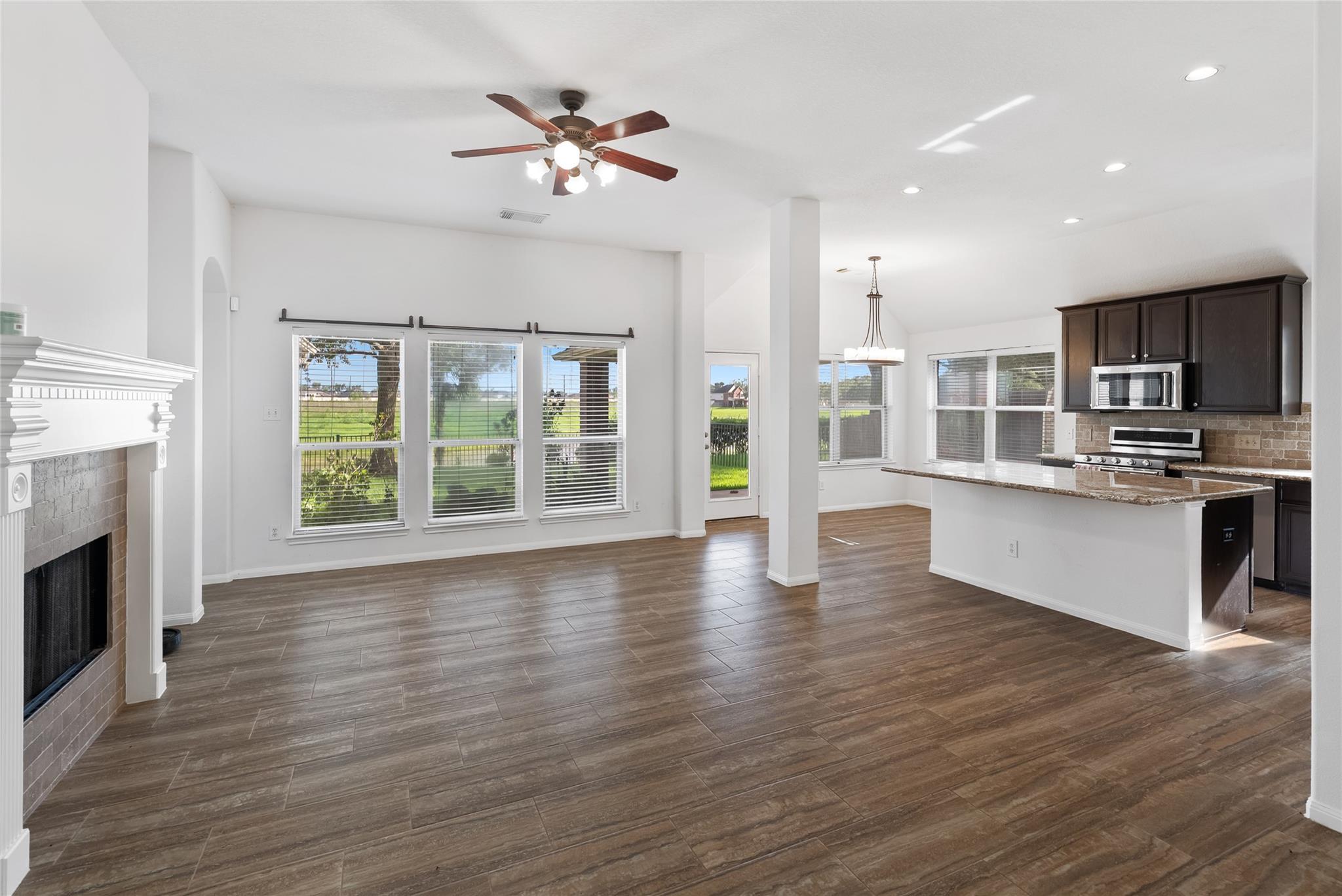5719 Horseshoe Falls