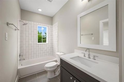 Tiny photo for 105 W Whitney Street #B, Houston, TX 77018 (MLS # 30466063)