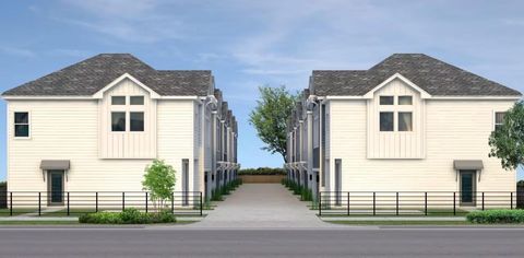 Tiny photo for 105 W Whitney Street #B, Houston, TX 77018 (MLS # 30466063)