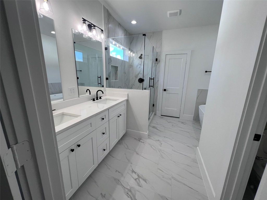 Photo of 8403 Sunnyhill Street, Houston, TX 77088 (MLS # 32577123)