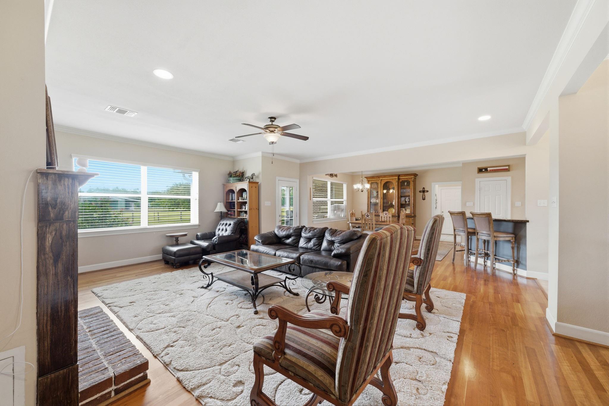 4304 Skinner Lane