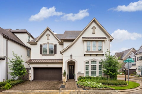 Photo of 8306 Barberry Branch Street, Houston, TX 77055 (MLS # 10964783)