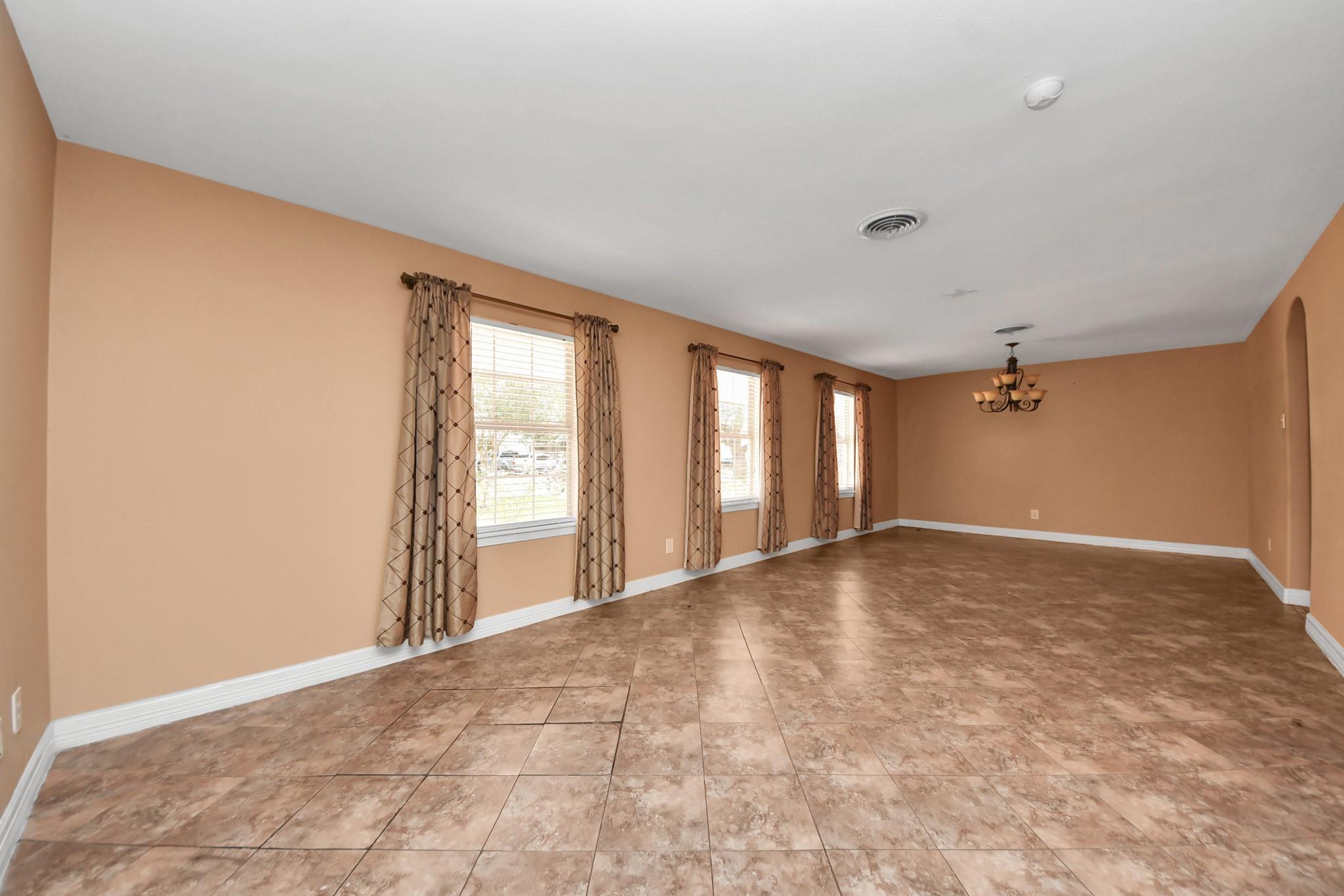 800 Rosewood Drive