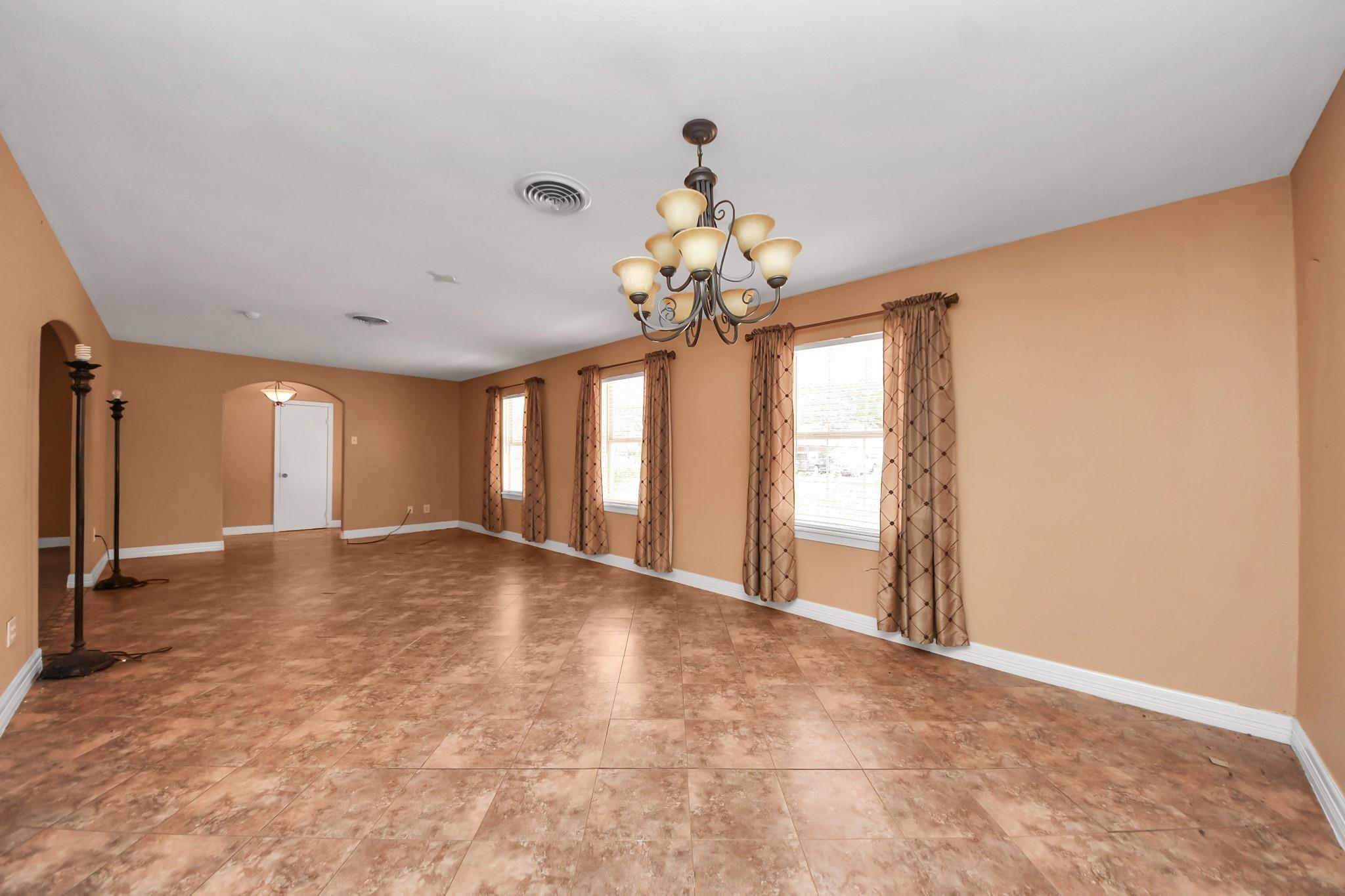 800 Rosewood Drive