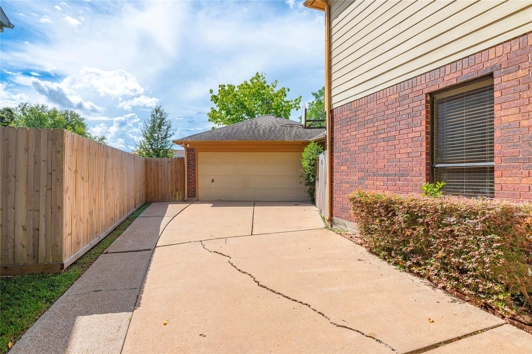 113 Coral Bay Drive