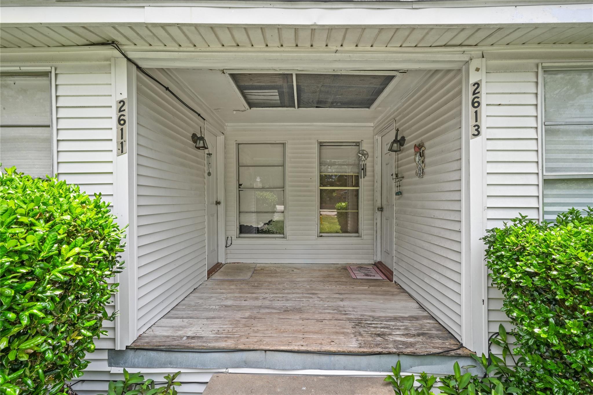 2613 Oleander Drive