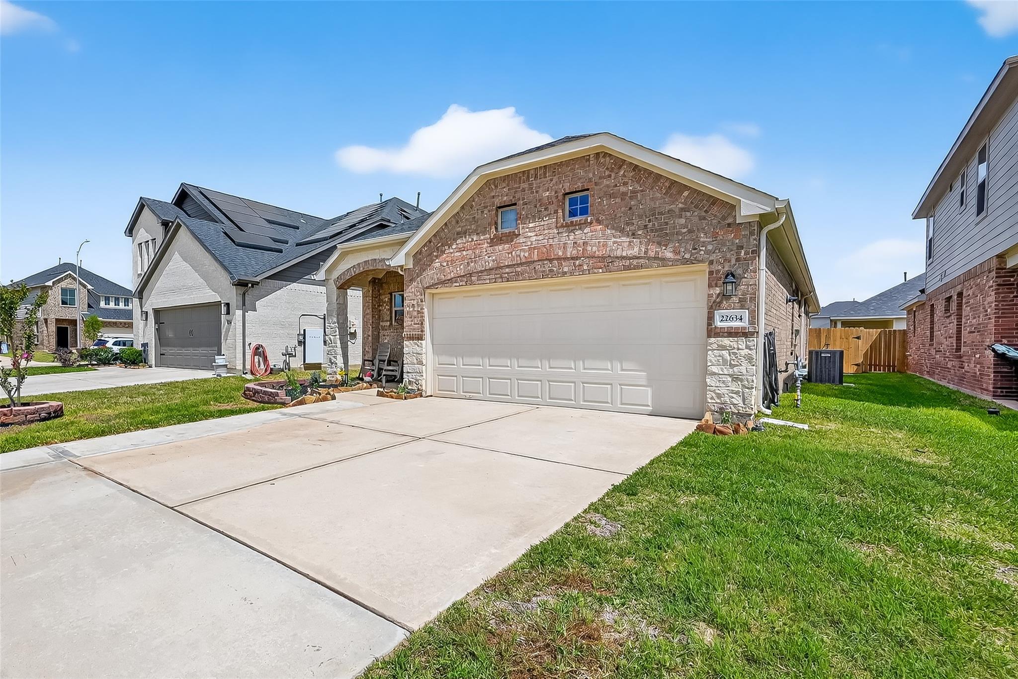 22634 Rosy Heights Trail