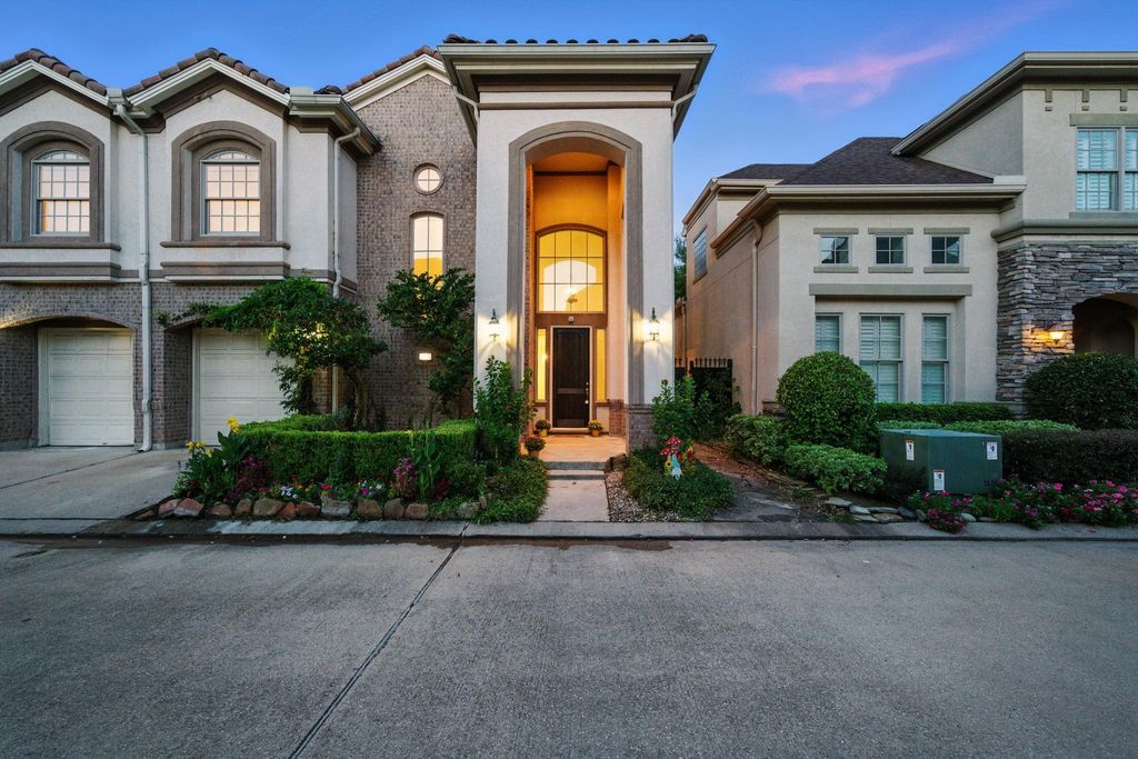 Photo of 2714 Stuart Manor, Houston, TX 77082 (MLS # 35689743)