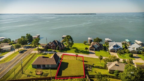 Vacant Land For Sale - LOT 14 Treasure Point<br/> Onalaska, TX 77360