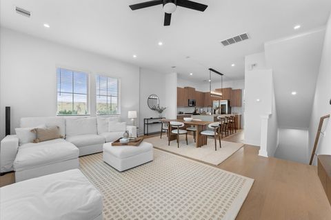 Photo of 4325 Arlington Street, Houston, TX 77022 (MLS # 70682095)