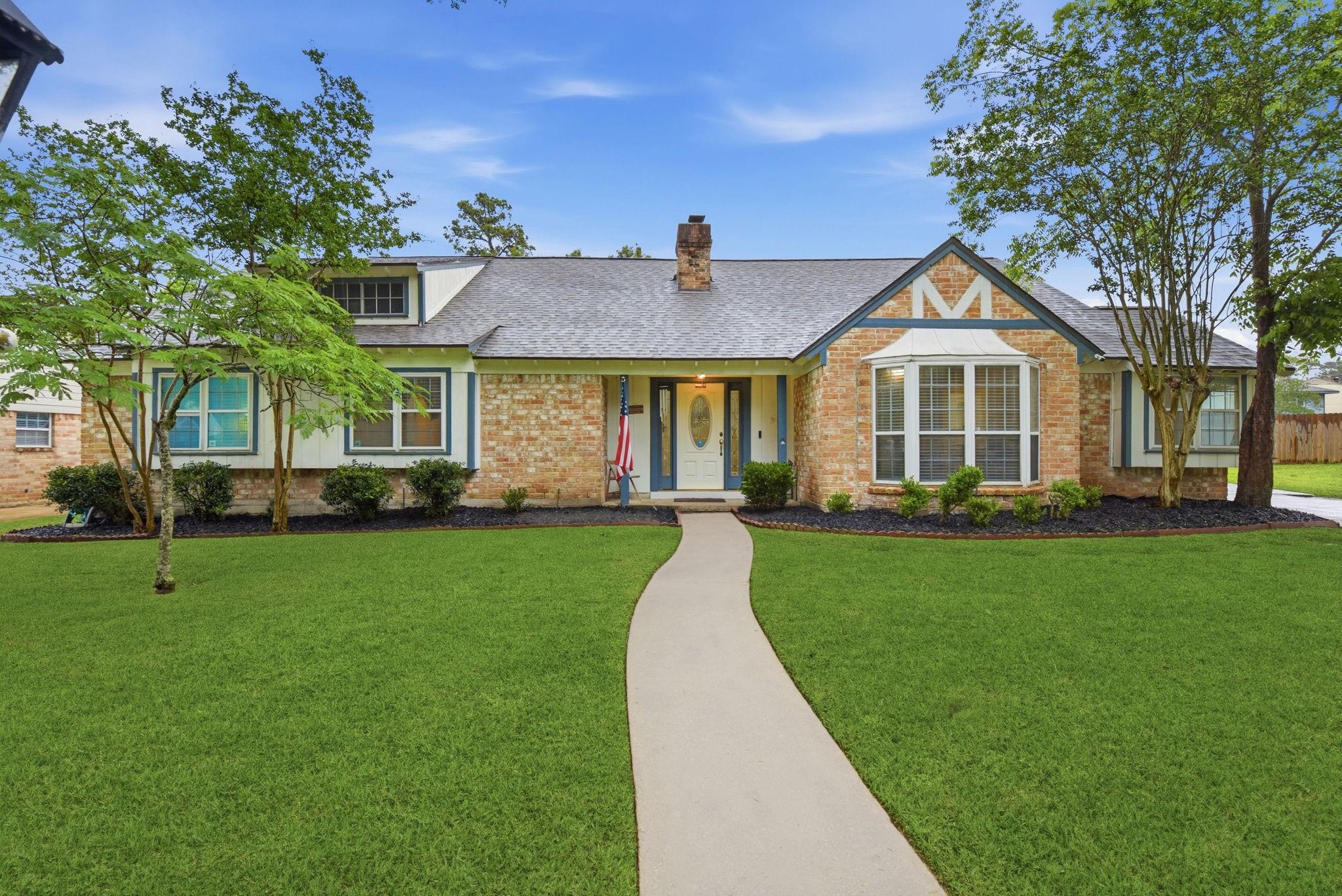 25506 Many Oak Drive
