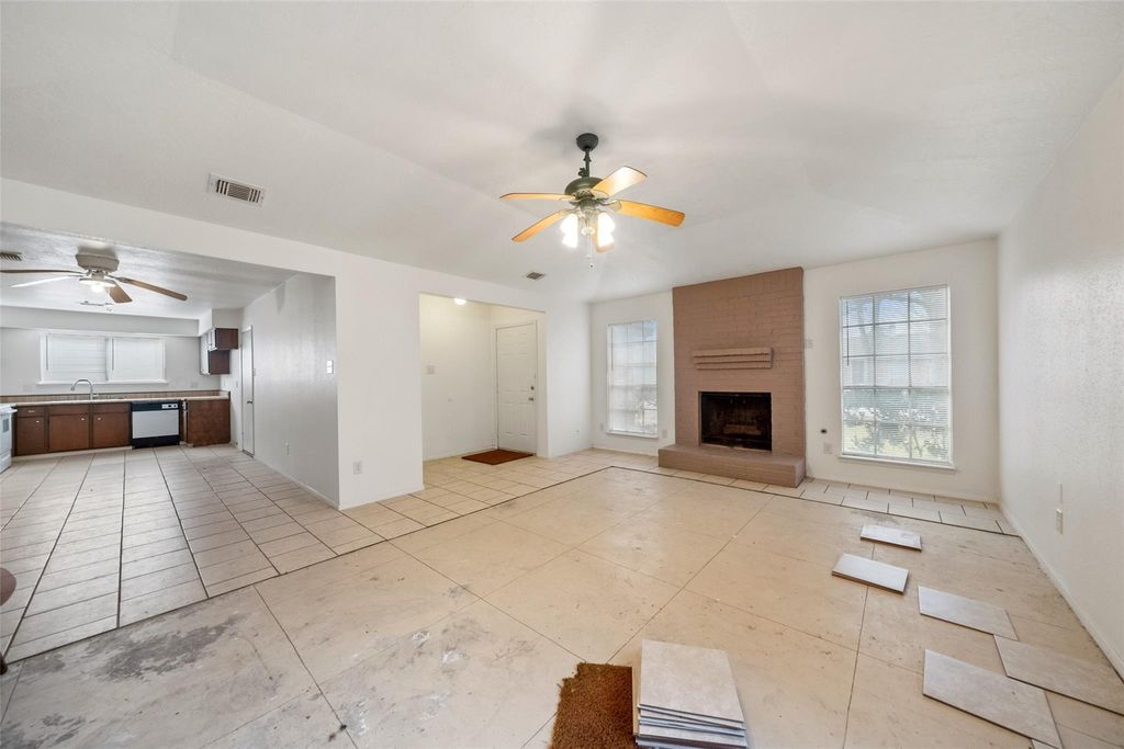 Photo of 5415 Fawn Trail Lane, Humble, TX 77346 (MLS # 73795439)