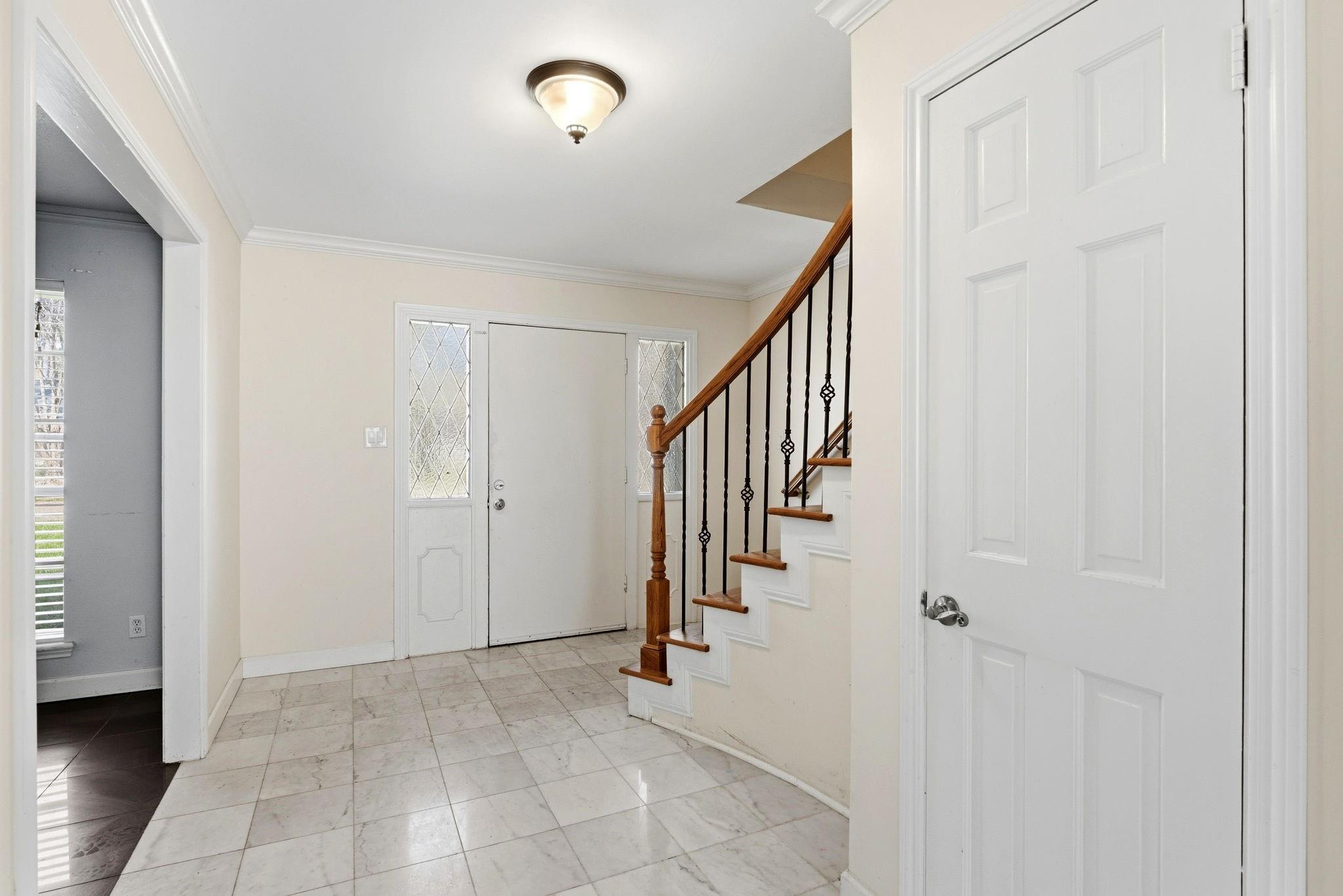 1918 Thousand Pines Drive