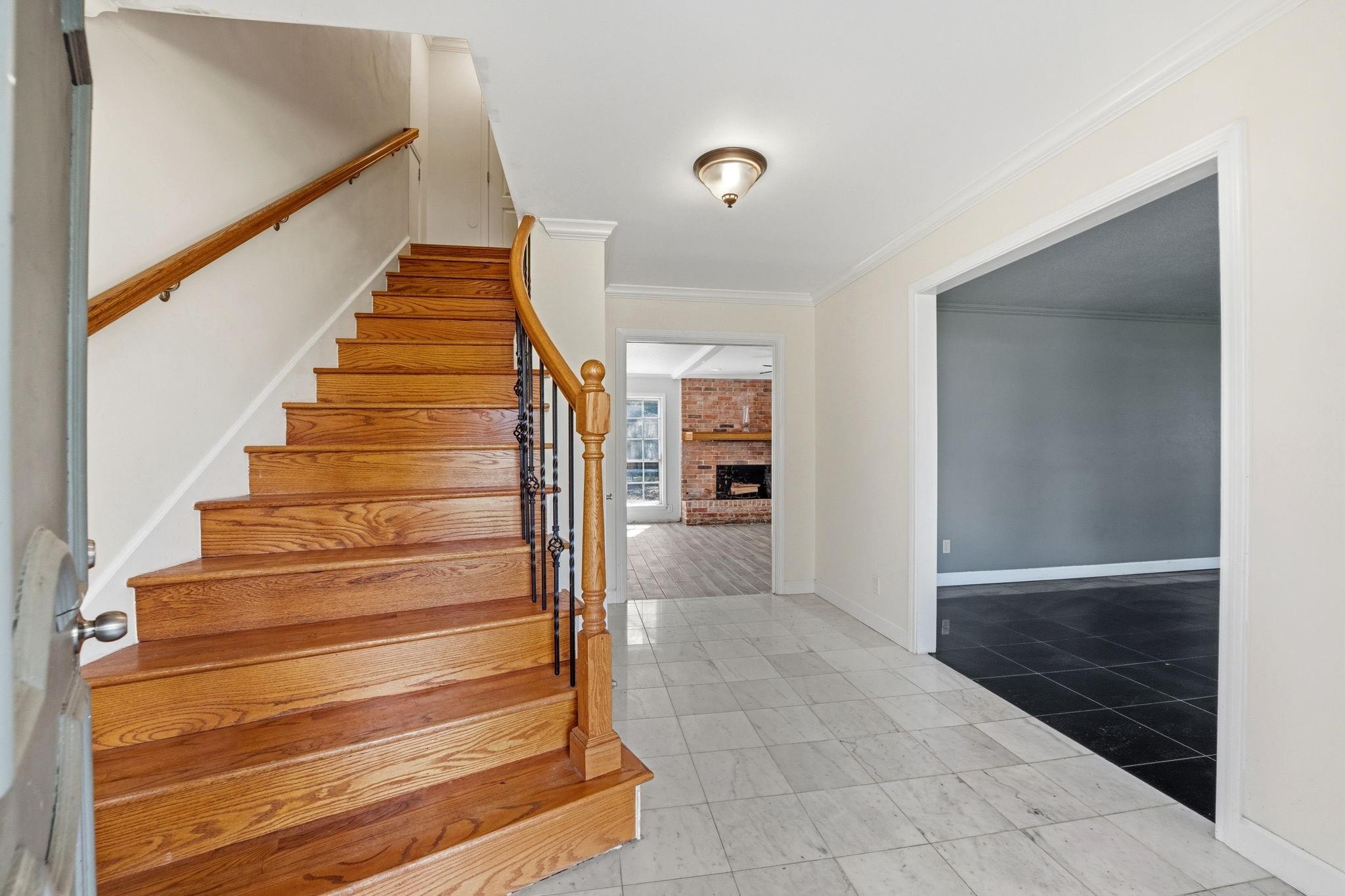 1918 Thousand Pines Drive