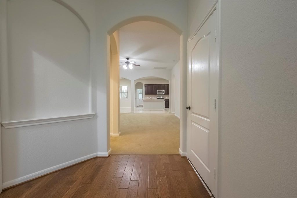 Photo of 3 Tidwillow Place, The Woodlands, TX 77375 (MLS # 86249206)