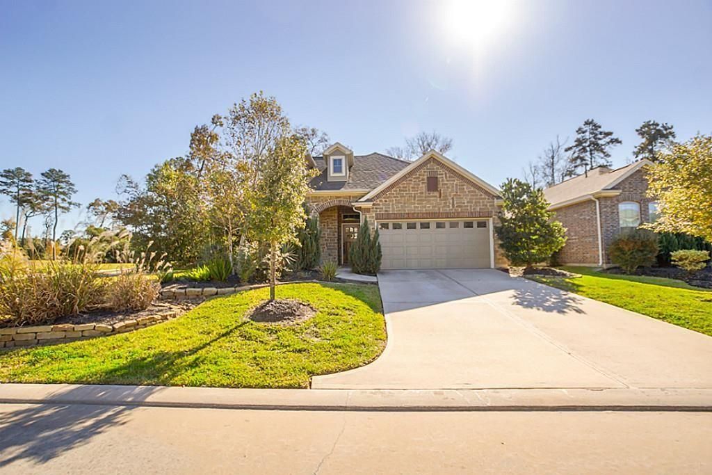 Photo of 3 Tidwillow Place, The Woodlands, TX 77375 (MLS # 86249206)