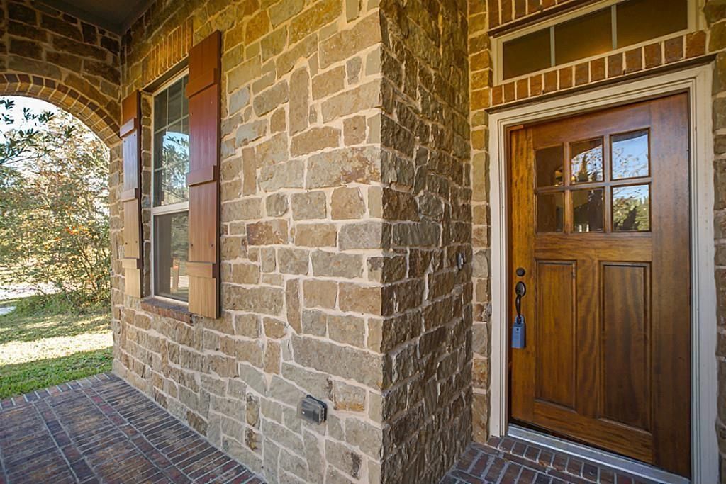 Photo of 3 Tidwillow Place, The Woodlands, TX 77375 (MLS # 86249206)