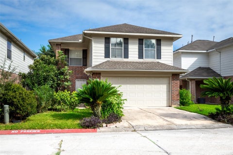 Photo of 8226 Gold Tee Drive, Houston, TX 77036 (MLS # 52927082)