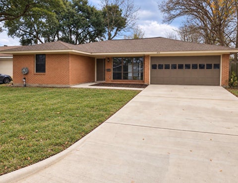 Photo of 904 Sherwood Drive, Pasadena, TX 77502 (MLS # 75957792)