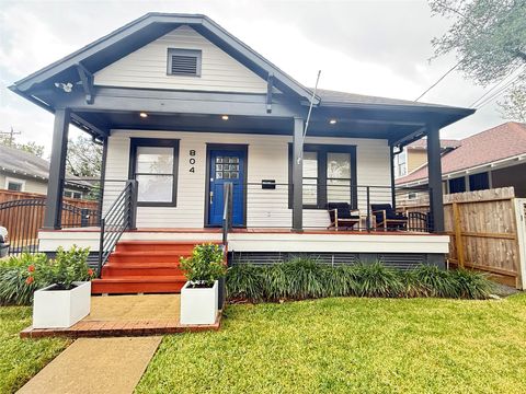 Photo of 804 Omar Street, Houston, TX 77009 (MLS # 44113055) Photo of 804 Omar Street, Houston, TX 77009 (MLS # 44113055)