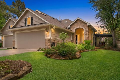 Photo of 194 W Kentwick Place, Conroe, TX 77384 (MLS # 35878320)