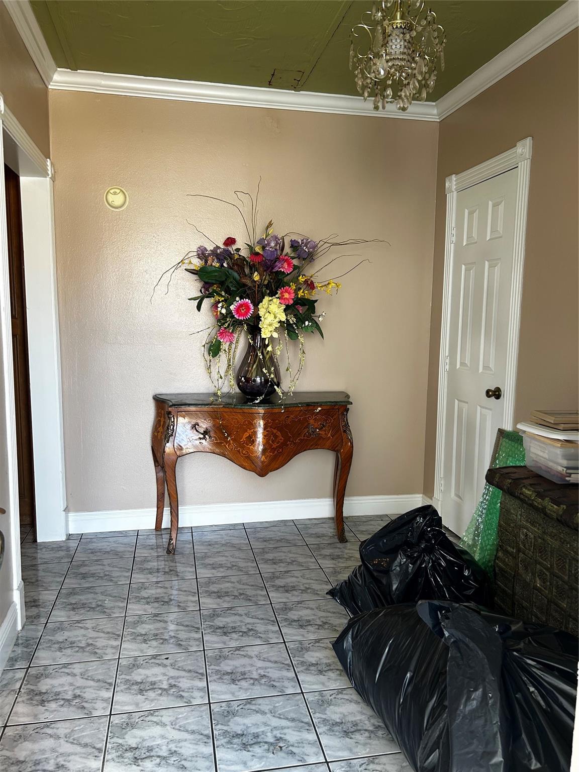 2703 Quail Creek Drive