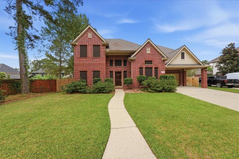 Homes For Sale - 18723 Hickory Ashe Drive<br/> Humble, TX 77346