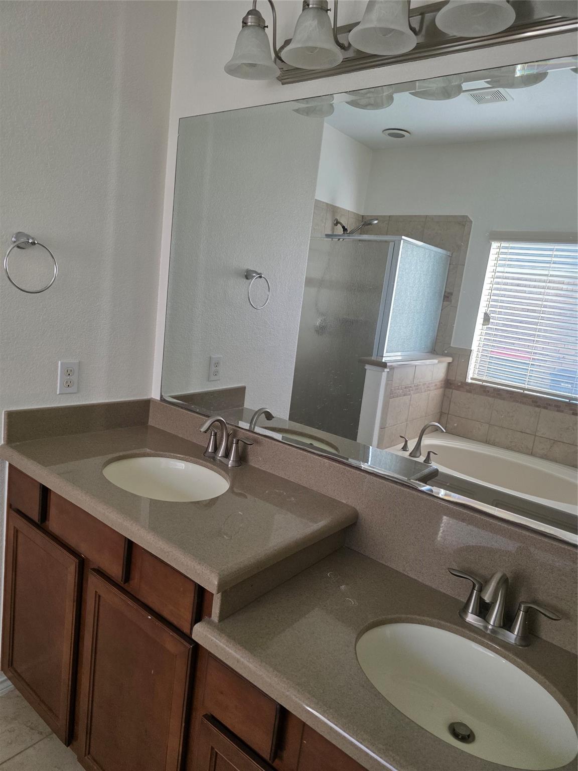 23906 W Fairport Harbor Ln