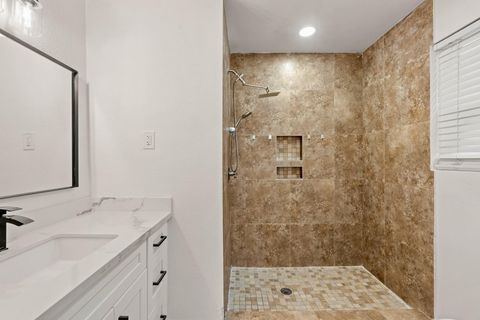 Tiny photo for 5902 Reamer Street, Houston, TX 77074 (MLS # 85961003)