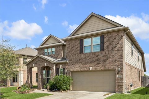 Photo of 1614 Mornington Station Drive, Richmond, TX 77469 (MLS # 11866761)