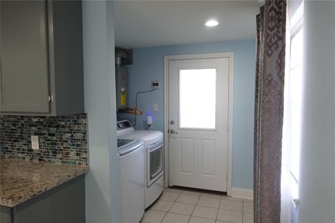 Tiny photo for 1102 Winnie Street #A, Galveston, TX 77550 (MLS # 98501147)