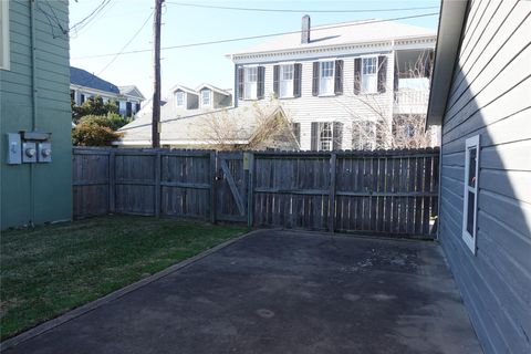 Tiny photo for 1102 Winnie Street #A, Galveston, TX 77550 (MLS # 98501147)