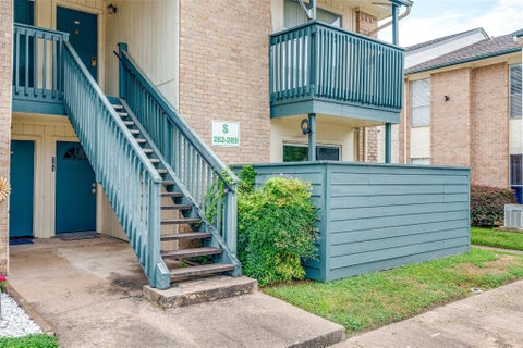 Tiny photo for 250 El Dorado Boulevard #283, Houston, TX 77598 (MLS # 93002877)