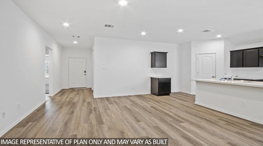 7416 Forest Stream Court