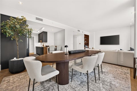 Condo For Sale - 5110 San Felipe Street #32W<br/> Harris County, Houston, TX 77056
