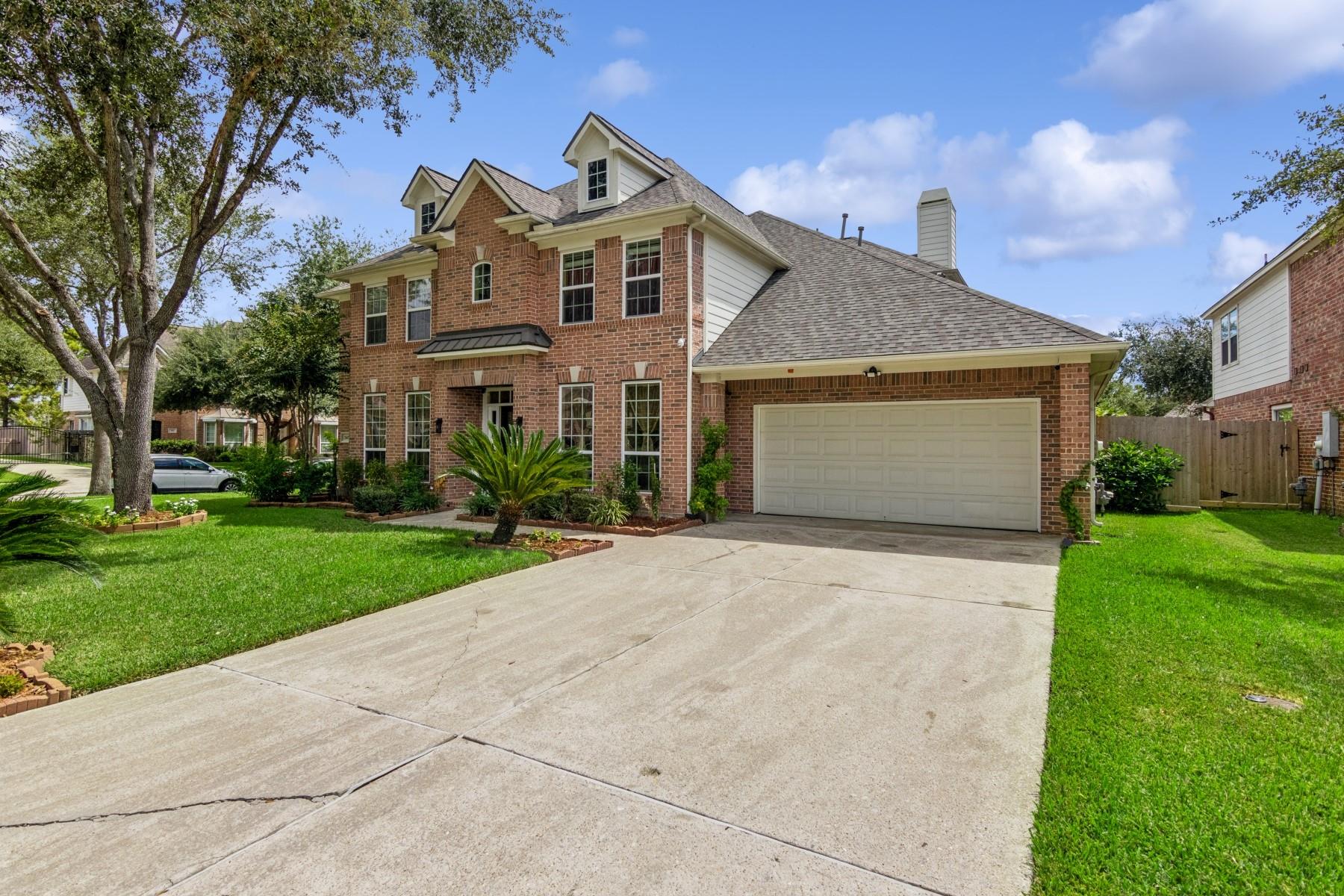 2407 Royal Palm Court